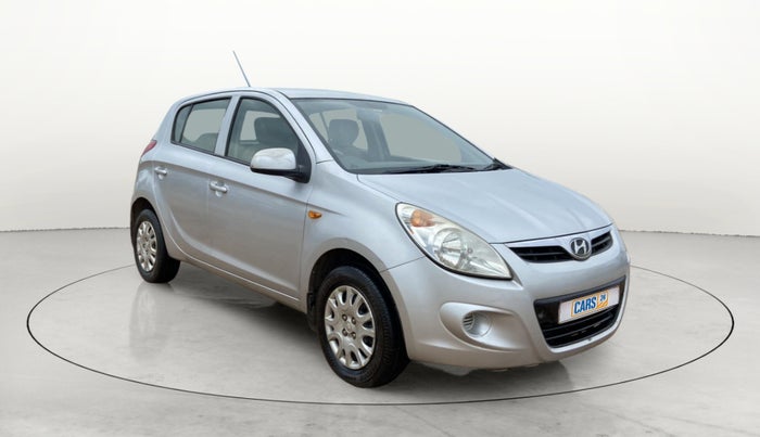 2010 Hyundai i20 MAGNA (O) 1.2, Petrol, Manual, 1,08,398 km, Right Front Diagonal