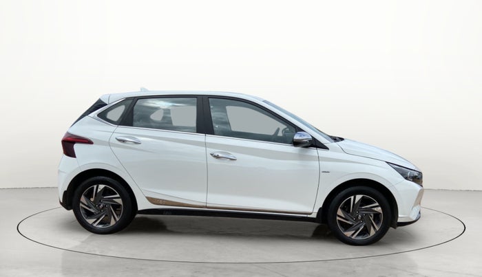 2022 Hyundai NEW I20 ASTA (O) 1.0 TURBO GDI DCT, Petrol, Automatic, 16,075 km, Right Side View