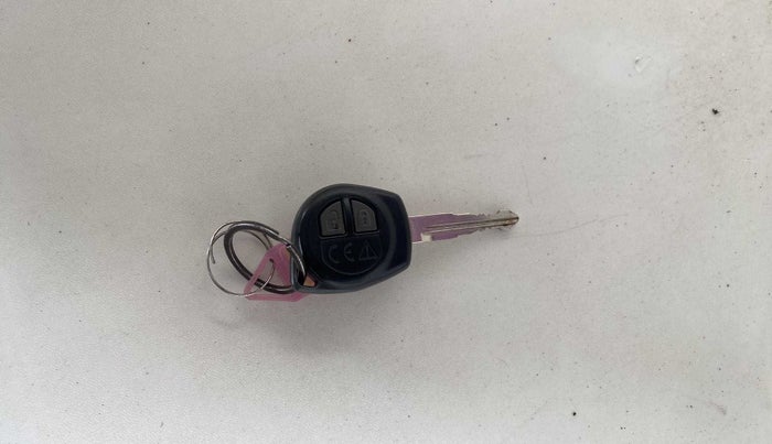 2019 Maruti Baleno DELTA PETROL 1.2, Petrol, Manual, 28,091 km, Lock system - Remote key not functional
