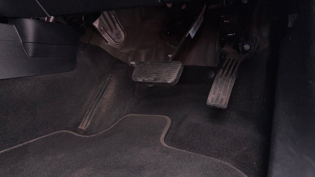 2019 Ford Ranger Xlt 3.2 (4x4), Automatic, 100745 km, Pedals and Footmat