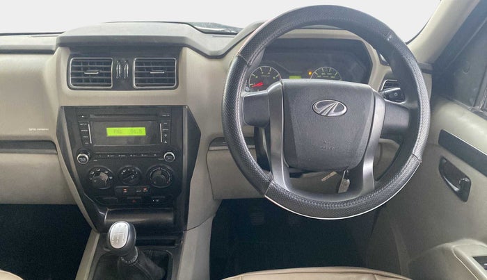 2018 Mahindra Scorpio S7, Diesel, Manual, 63,376 km, Steering Wheel Close Up