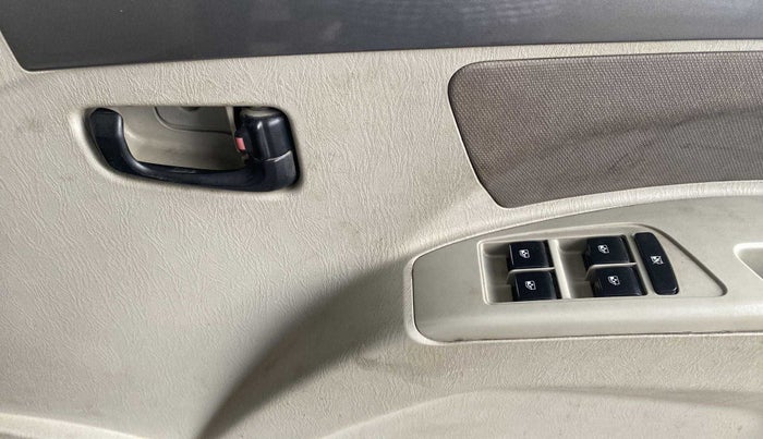 2018 Mahindra Scorpio S7, Diesel, Manual, 63,376 km, Driver Side Door Panels Control