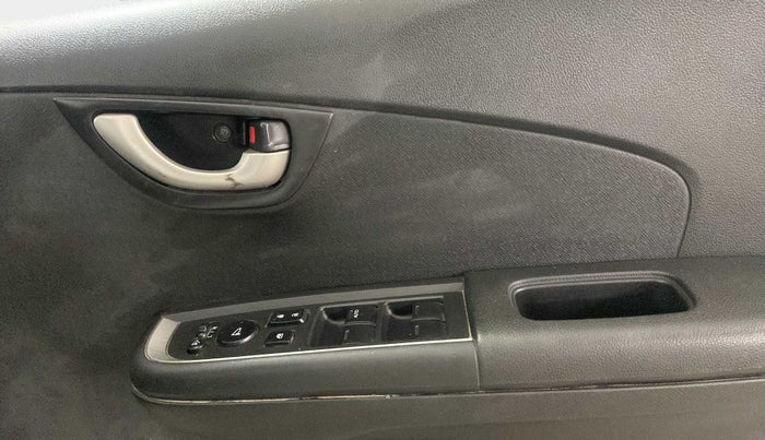 2019 Honda BR-V 1.5L I- DTEC V, Diesel, Manual, 46,532 km, Driver Side Door Panels Control