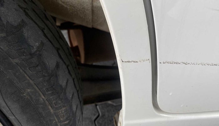 2018 Maruti Wagon R 1.0 VXI AMT, Petrol, Automatic, 35,649 km, Right quarter panel - Minor scratches