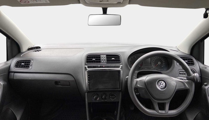 2018 Volkswagen Polo COMFORTLINE 1.0L MPI, Petrol, Manual, 63,459 km, Dashboard