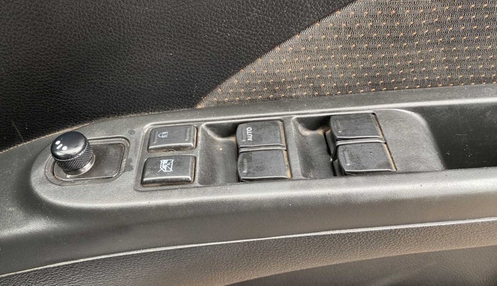 2018 Maruti Celerio X ZXI (O), Petrol, Manual, 70,312 km, Right front window switch / handle - Power window makes minor noise