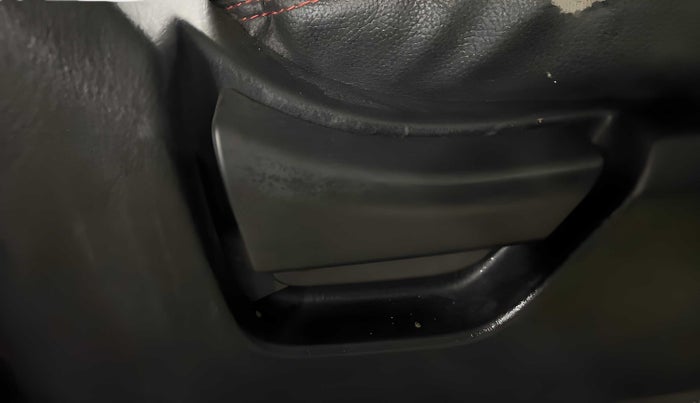2019 Mahindra Scorpio S3, Diesel, Manual, 14,835 km, Driver Side Adjustment Panel