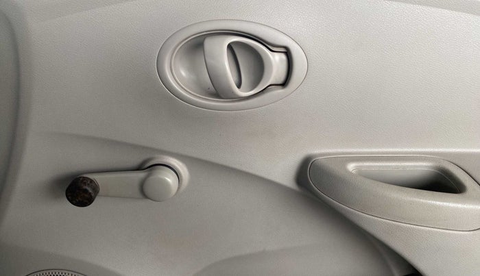2016 Datsun Go A EPS, Petrol, Manual, 47,323 km, Driver Side Door Panels Control