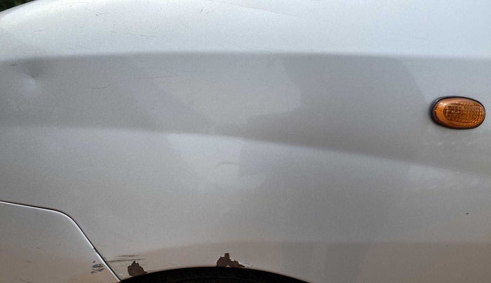 2011 Hyundai Santro Xing GLS, Petrol, Manual, 31,799 km, Left fender - Slight discoloration