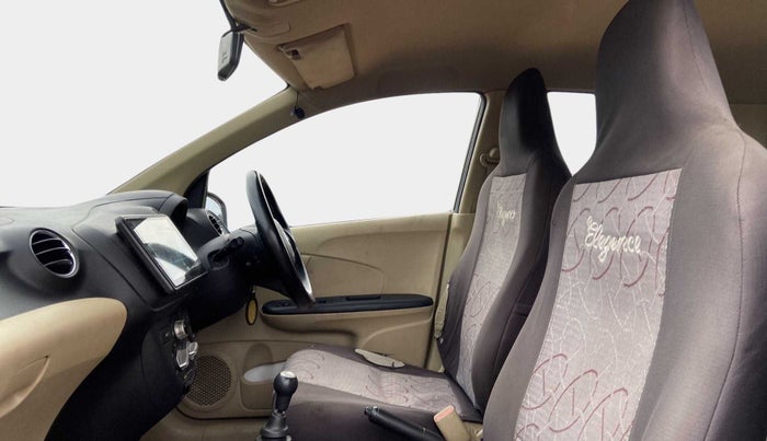 2015 Honda Brio S MT, Petrol, Manual, 1,20,127 km, Right Side Front Door Cabin