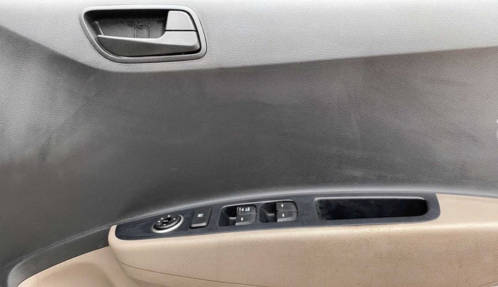 2018 Hyundai Xcent E+, Petrol, Manual, 41,716 km, Driver Side Door Panels Control