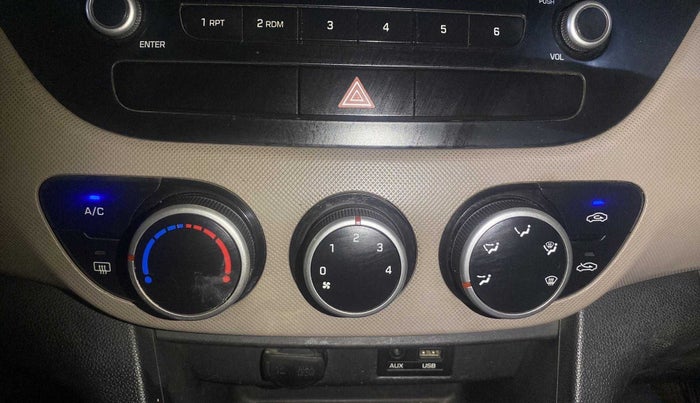 2014 Hyundai Grand i10 ASTA AT 1.2 KAPPA VTVT, Petrol, Automatic, 63,113 km, AC Unit - Minor issue in the heater switch