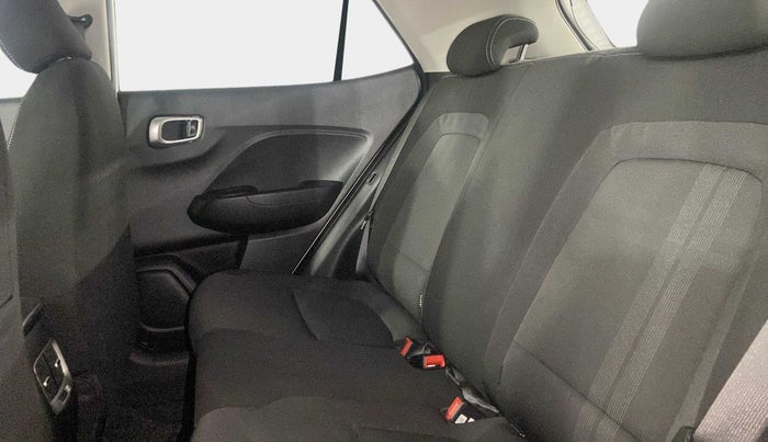2019 Hyundai VENUE SX PLUS 1.0 TURBO DCT, Petrol, Automatic, 32,567 km, Right Side Rear Door Cabin