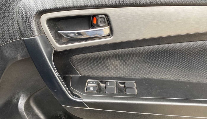 2018 Maruti Vitara Brezza ZDI, Diesel, Manual, 17,404 km, Driver Side Door Panels Control
