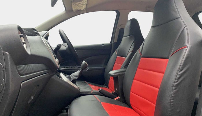 2019 Datsun Go T(O), Petrol, Manual, 25,591 km, Right Side Front Door Cabin