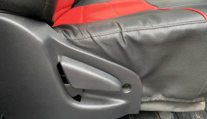 2019 Datsun Go T(O), Petrol, Manual, 25,591 km, Driver Side Adjustment Panel