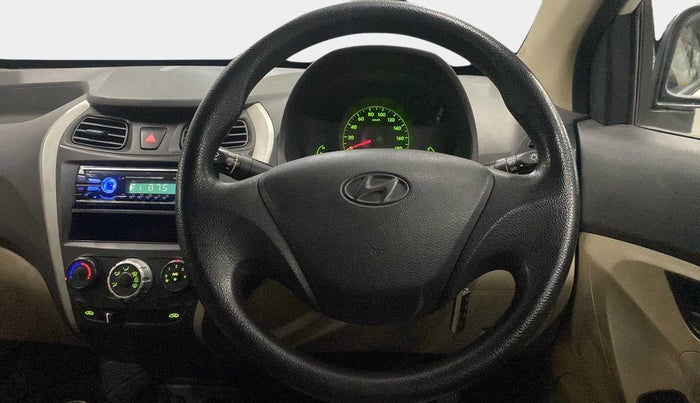 2016 Hyundai Eon ERA +, Petrol, Manual, 32,082 km, Steering Wheel Close Up