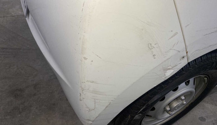 2016 Hyundai Eon ERA +, Petrol, Manual, 32,082 km, Rear bumper - Minor scratches
