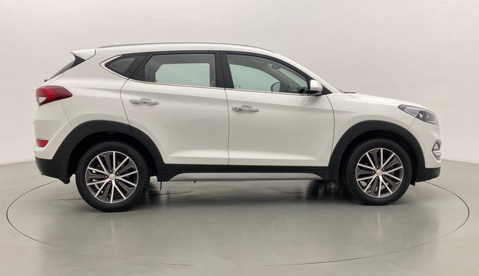 2017 Hyundai Tucson GLS 4WD AT DIESEL, Diesel, Automatic, 70,087 km, Right Side View