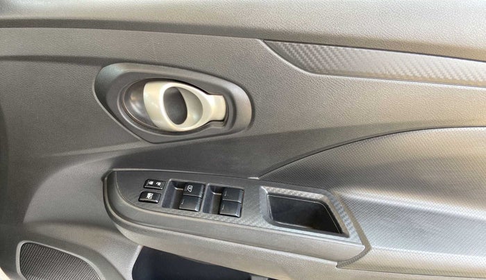 2018 Datsun Go T, Petrol, Manual, 14,643 km, Driver Side Door Panels Control