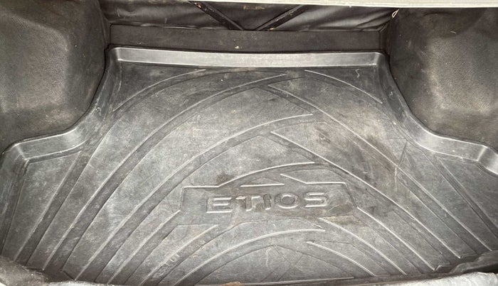 2011 Toyota Etios G, Petrol, Manual, 64,853 km, Boot Inside