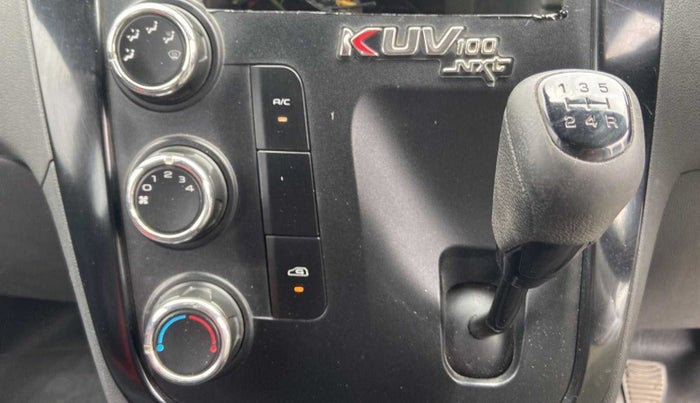 2018 Mahindra KUV 100 NXT K2 P 6 STR, Petrol, Manual, 61,558 km, Gear Lever