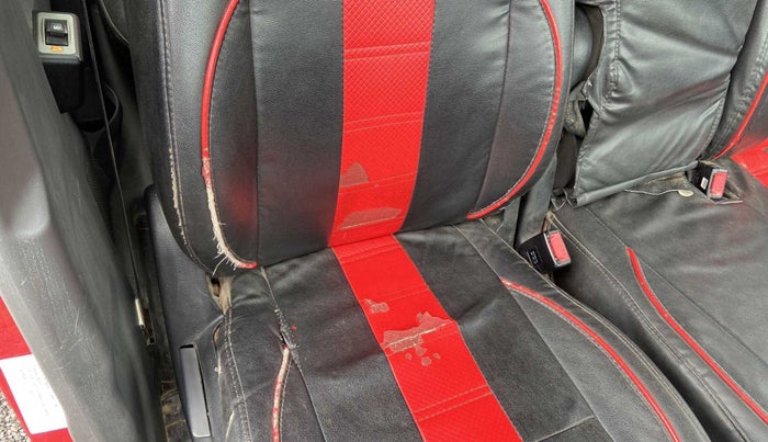2018 Mahindra KUV 100 NXT K2 P 6 STR, Petrol, Manual, 61,558 km, Driver seat - Cover slightly torn