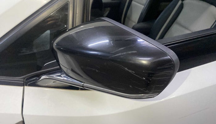 2021 Tata ALTROZ XZ DIESEL, Diesel, Manual, 60,526 km, Left rear-view mirror - Minor scratches