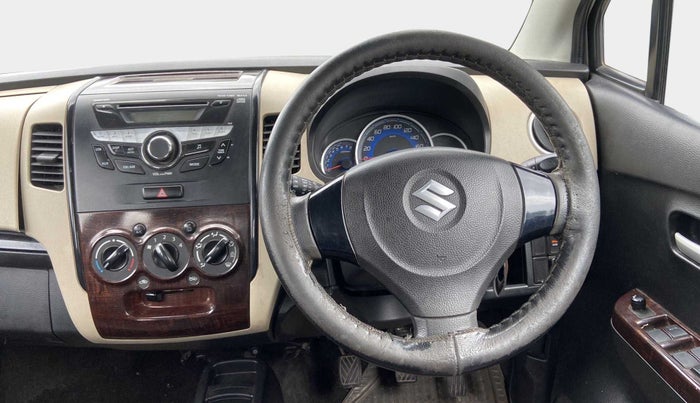2017 Maruti Wagon R 1.0 VXI, CNG, Manual, 80,567 km, Steering Wheel Close Up
