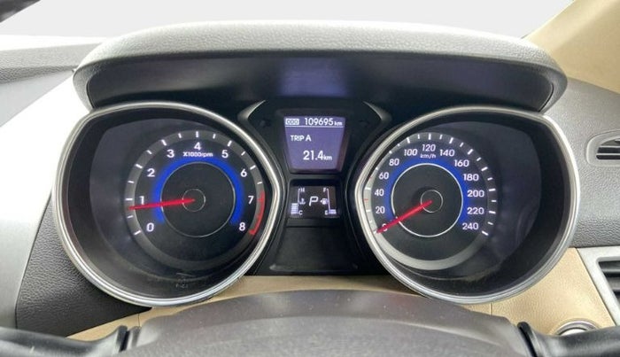 2015 Hyundai New Elantra 1.8 SX AT VTVT, Petrol, Automatic, 1,09,929 km, Odometer Image