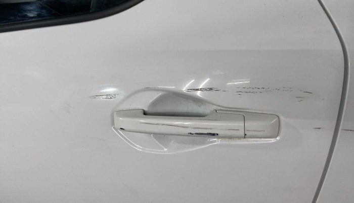 2022 Renault Kiger RXT MT, Petrol, Manual, 15,920 km, Rear left door - Minor scratches