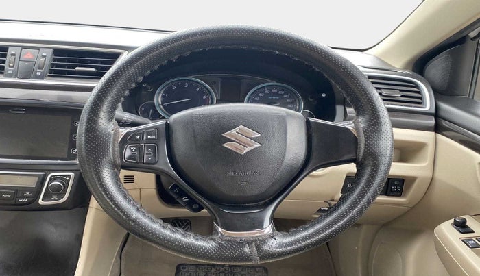 2016 Maruti Ciaz ZDI+ SHVS, Diesel, Manual, 1,00,094 km, Steering Wheel Close Up