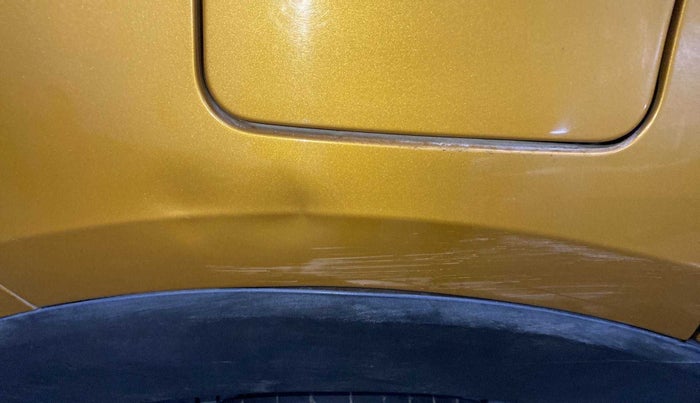 2021 Renault TRIBER RXZ DUAL TONE, Petrol, Manual, 23,326 km, Right quarter panel - Slightly dented