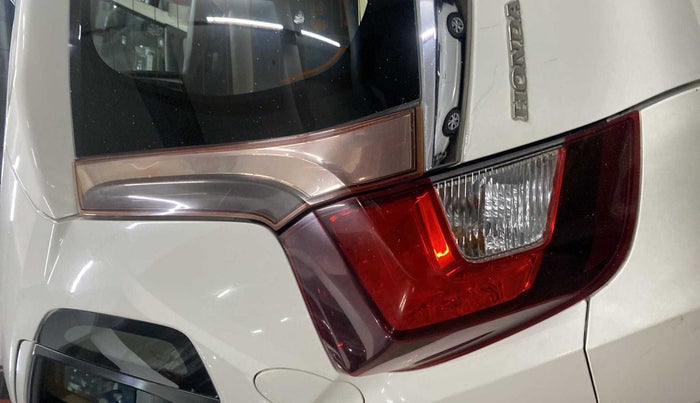 2016 Honda Jazz 1.2L I-VTEC SV, Petrol, Manual, 31,130 km, Left tail light - Minor scratches