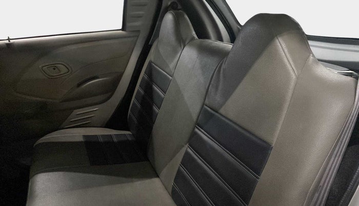 2016 Datsun Redi Go T, Petrol, Manual, 37,488 km, Right Side Rear Door Cabin