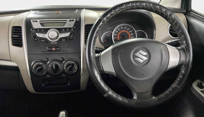 2016 Maruti Wagon R 1.0 VXI AMT, Petrol, Automatic, 33,726 km, Steering Wheel Close Up