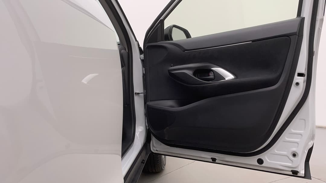 2022 Toyota Yaris Cross Gxl Hybrid, Automatic, 37750 km, Speaker View