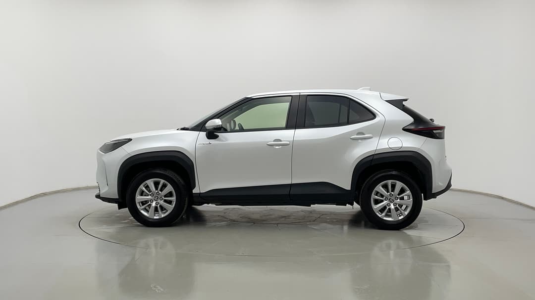 2022 Toyota Yaris Cross Gxl Hybrid, Automatic, 37750 km, Left Side View