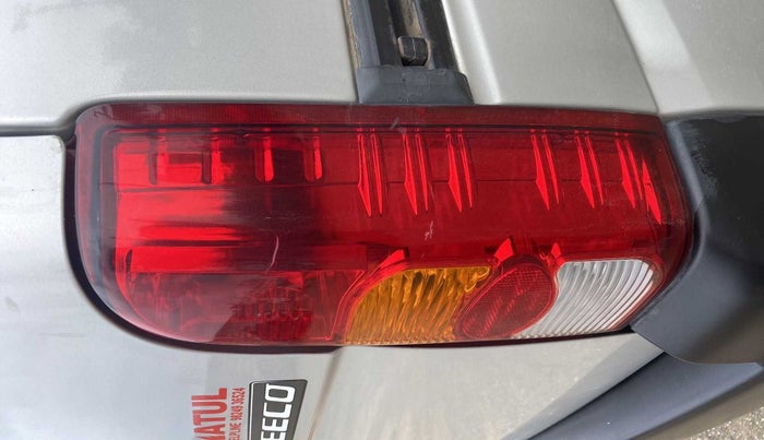 2018 Maruti Eeco 5 STR WITH A/C+HTR, Petrol, Manual, 15,054 km, Right tail light - Minor scratches