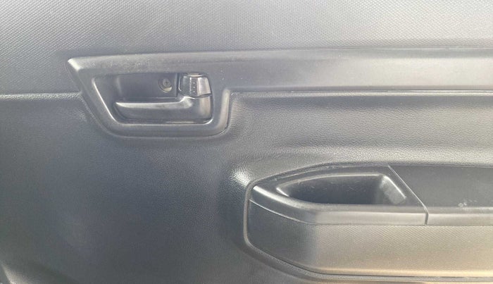 2019 Maruti S PRESSO VXI, Petrol, Manual, 44,039 km, Driver Side Door Panels Control