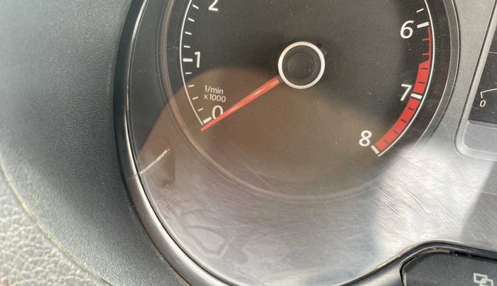 2017 Volkswagen Polo HIGHLINE1.2L, CNG, Manual, 86,604 km, Instrument cluster - Glass minor damage