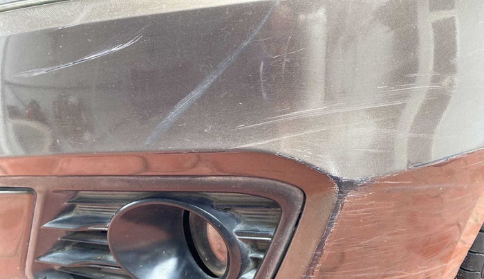 2014 Maruti Ciaz ZXI, Petrol, Manual, 1,18,295 km, Front bumper - Minor scratches