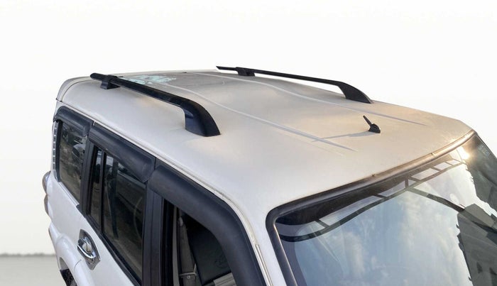 2015 Mahindra Scorpio S10, Diesel, Manual, 73,036 km, Roof