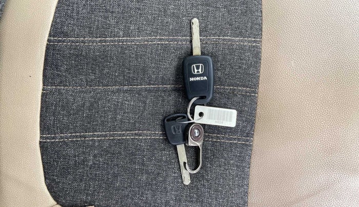 2018 Honda Amaze 1.2L I-VTEC S, Petrol, Manual, 66,693 km, Key Close Up
