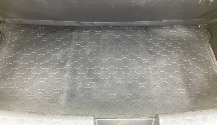 2013 Maruti Swift ZXI, Petrol, Manual, 57,770 km, Boot Inside