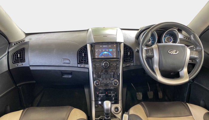 2018 Mahindra XUV500 W9, Diesel, Manual, 57,798 km, Dashboard