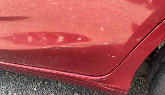 2018 Honda Amaze 1.2L I-VTEC S, Petrol, Manual, 73,982 km, Rear left door - Slightly dented