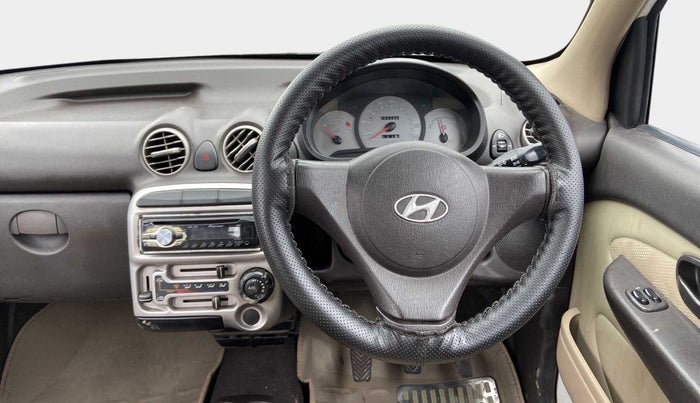 2012 Hyundai Santro Xing GL PLUS, Petrol, Manual, 71,108 km, Steering Wheel Close Up