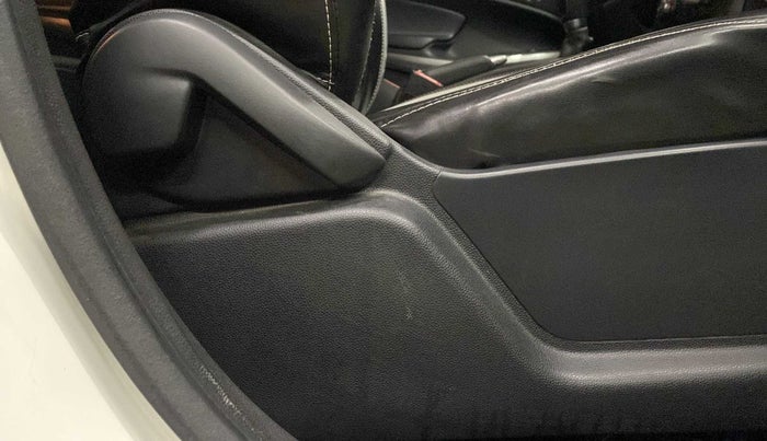 2018 Ford Ecosport TREND 1.5L PETROL, Petrol, Manual, 58,324 km, Driver Side Adjustment Panel