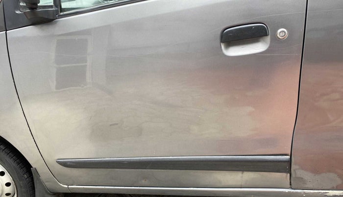 2011 Maruti Wagon R 1.0 LXI, Petrol, Manual, 25,090 km, Front passenger door - Minor scratches